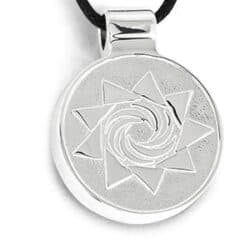 Energy pendant Evolution